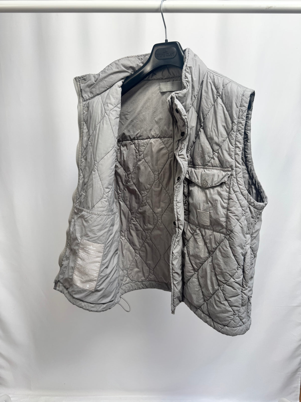Stone Island Ghost Nylon Smerigliato With Primaloft Insualtion Vest (Grey)
