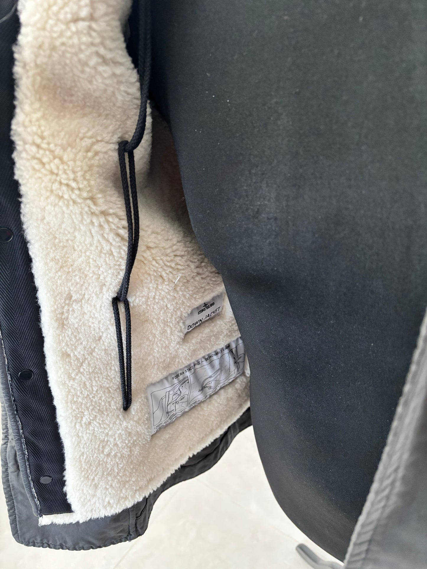 Stone Island David-TC With Sheepskin Detachable Lining (Charcoal)