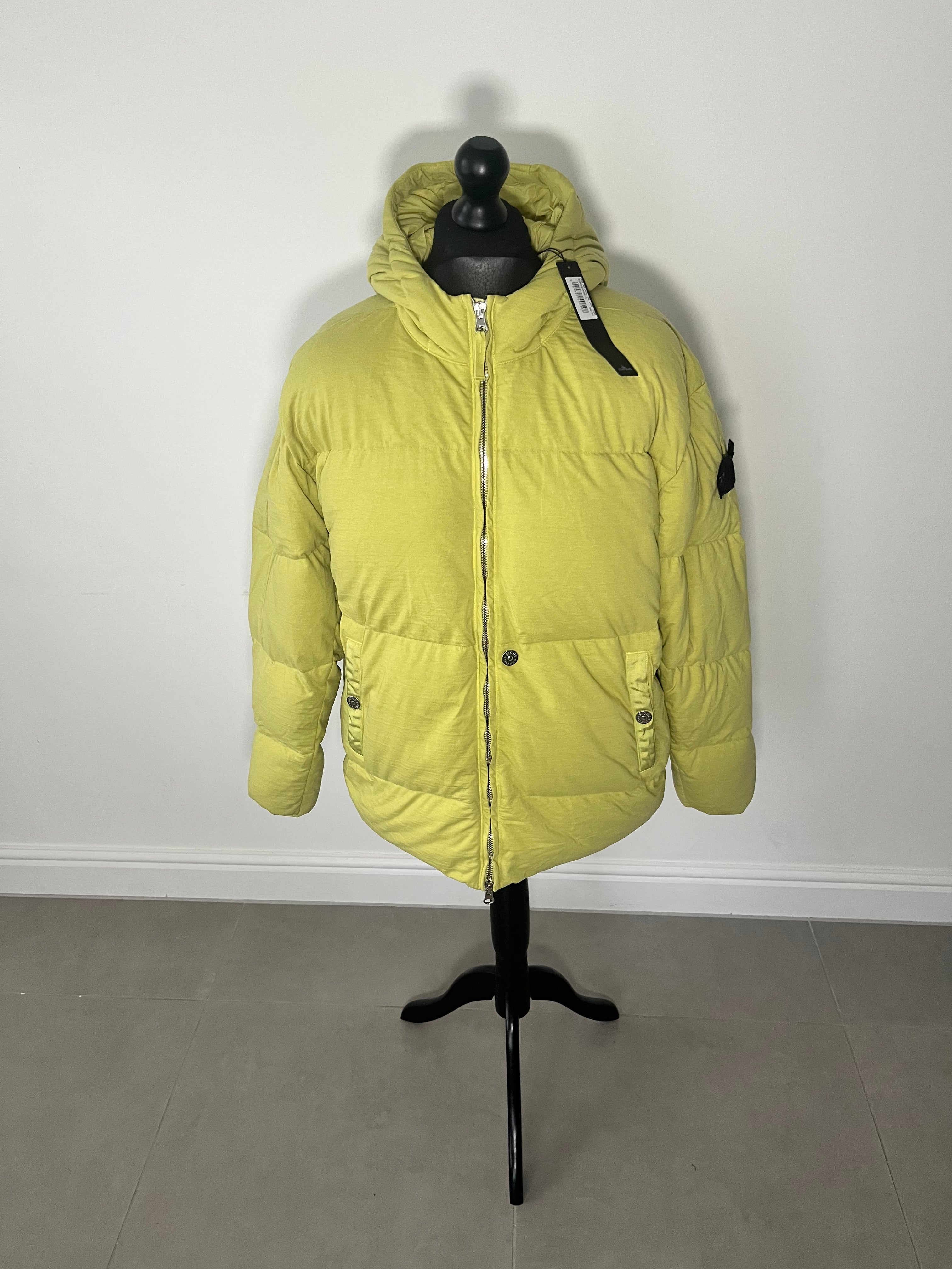 Stone island 2025 yellow puffer