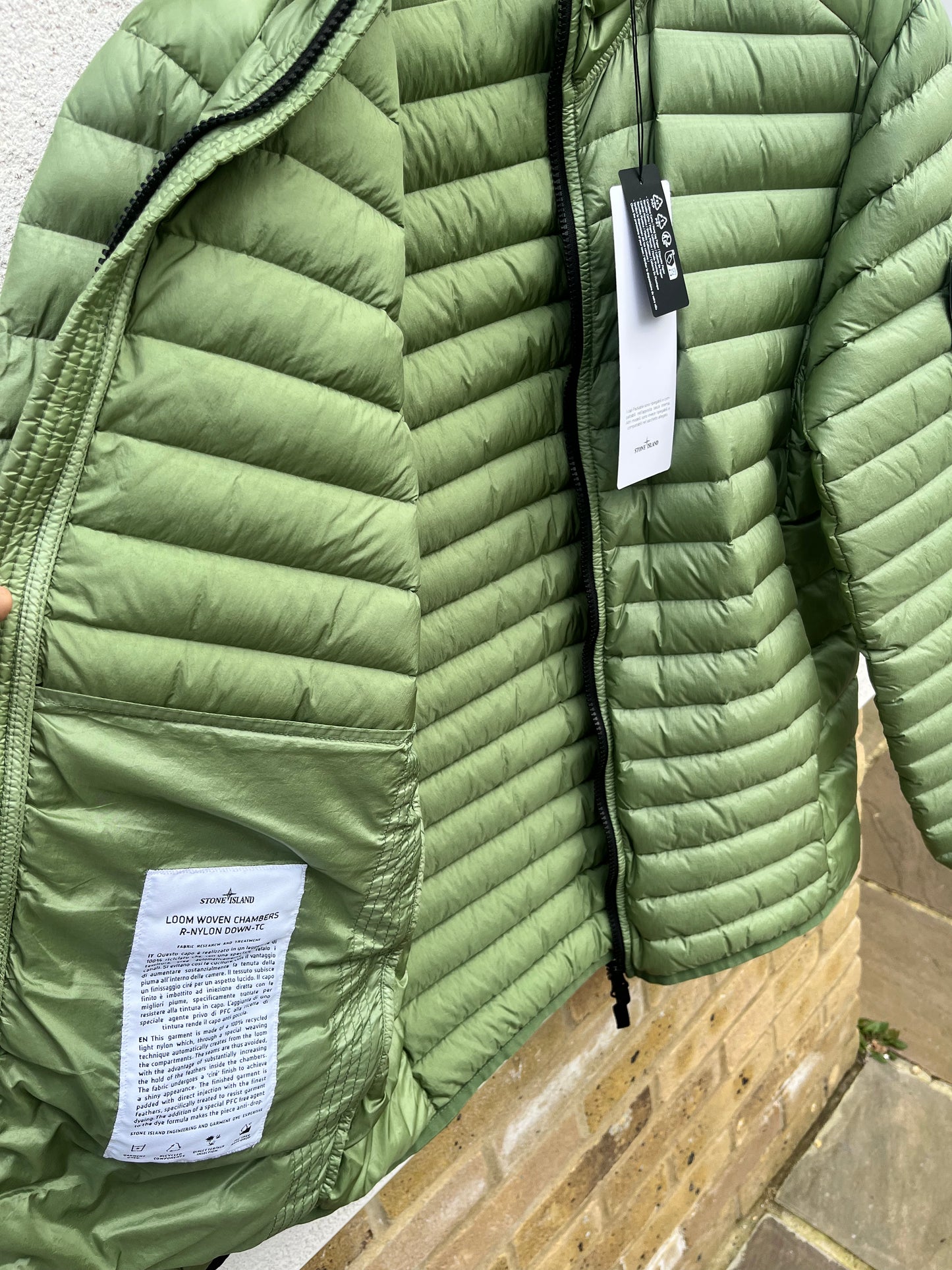 Stone Island Loom Woven Chambers R-Nylon Down-TC (Sage)