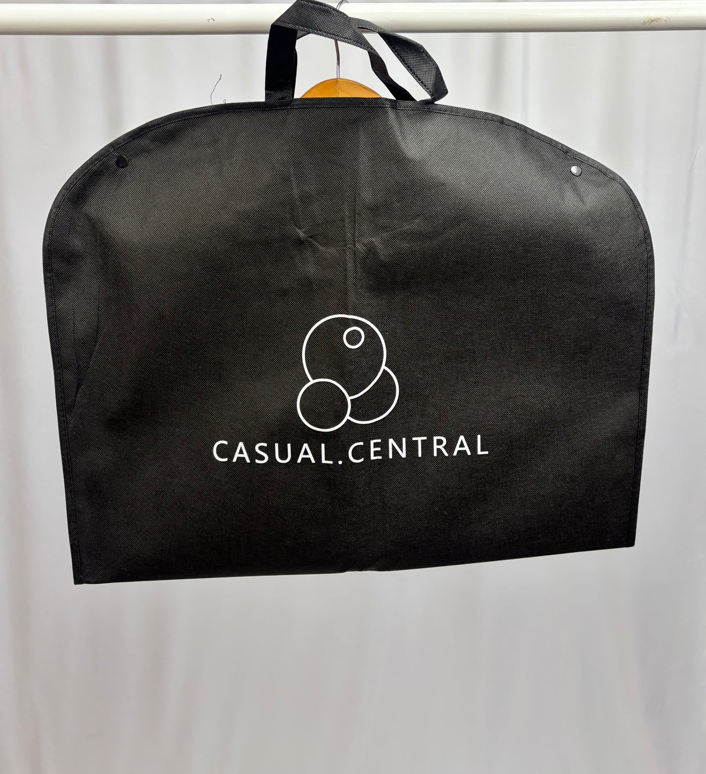 Casual.Central Suit Bag (Black)