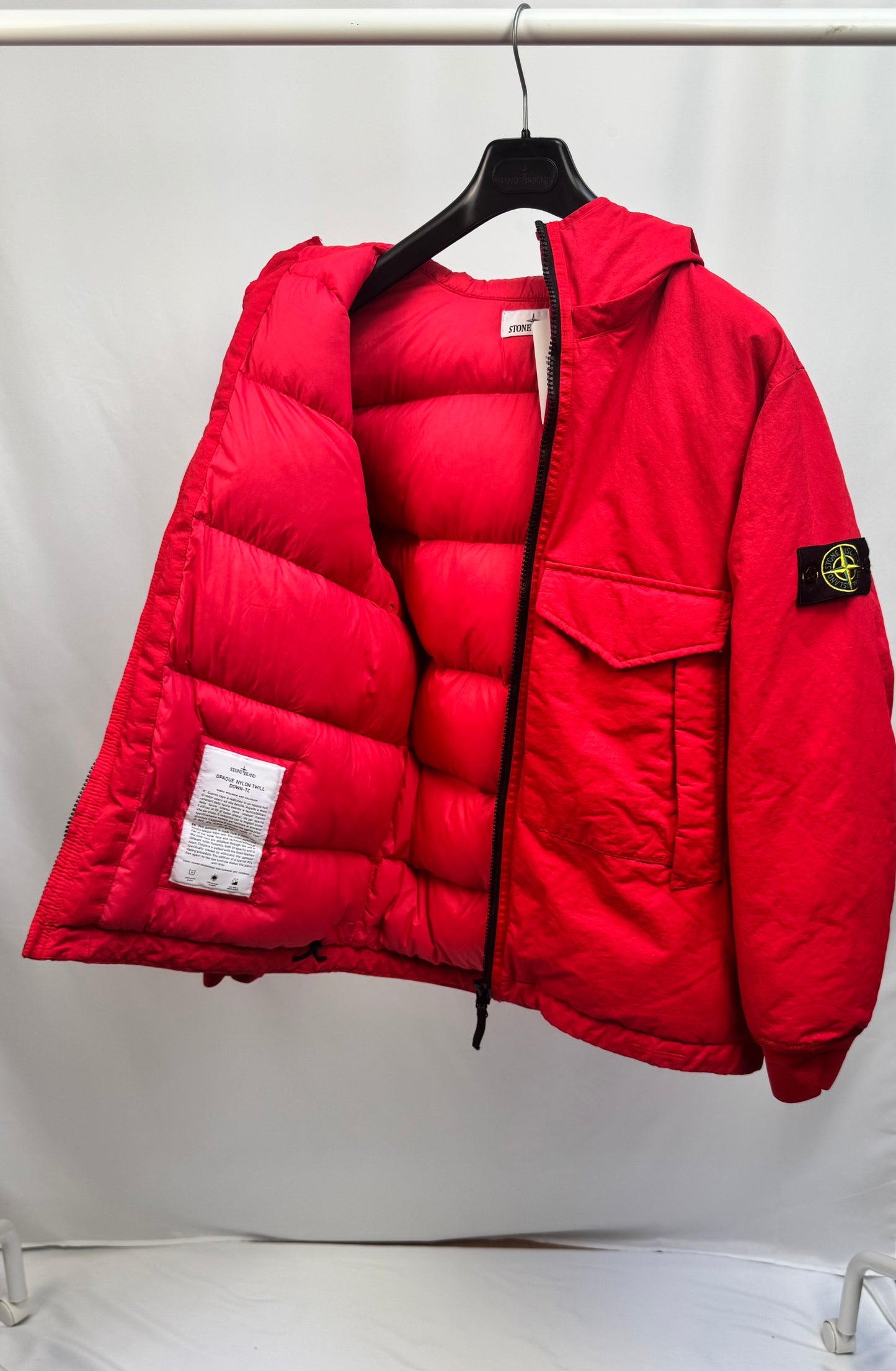 Stone Island Opaque Nylon Twill Down-TC  Balaclava (Red)