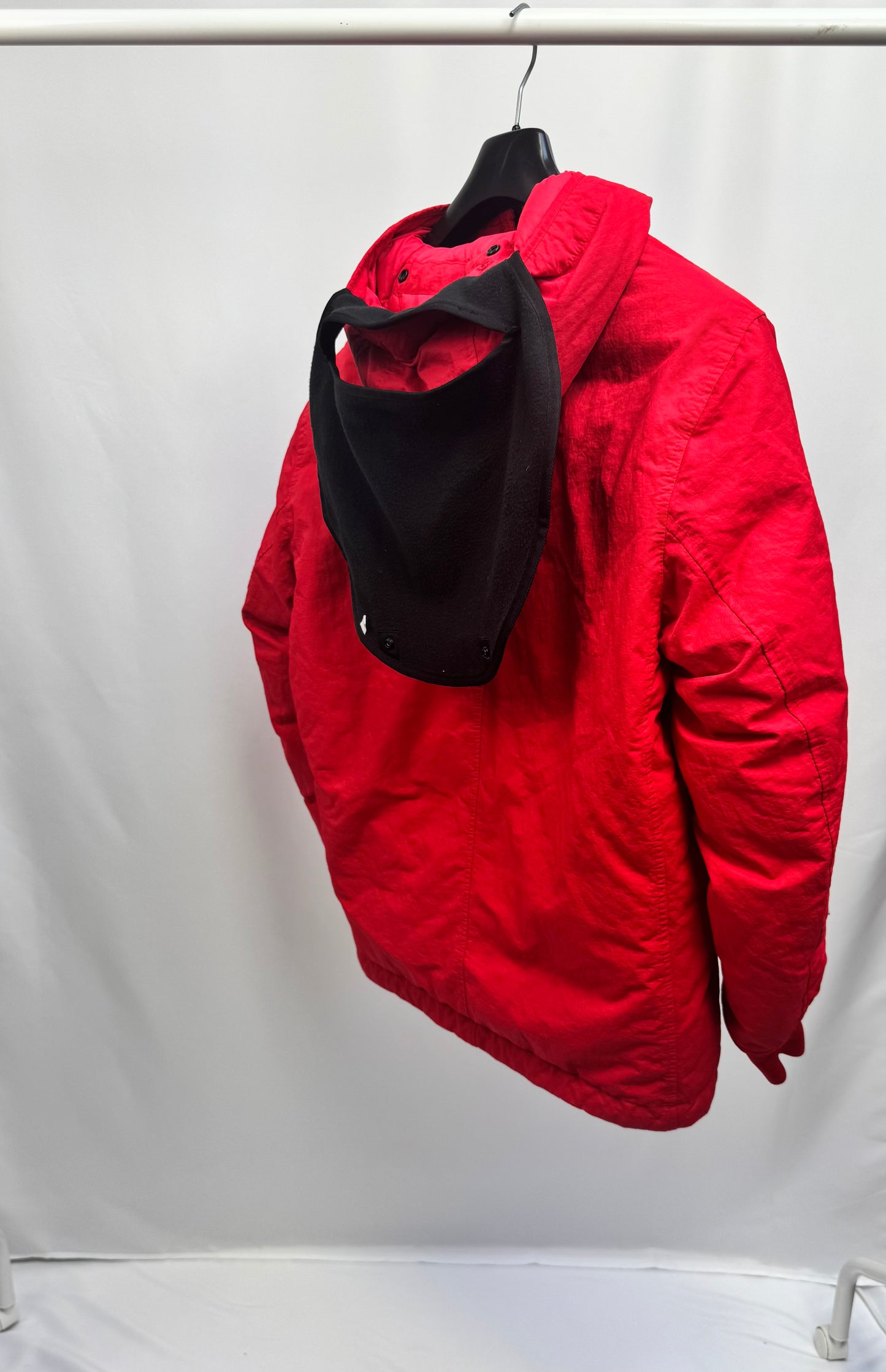 Stone Island Opaque Nylon Twill Down-TC  Balaclava (Red)
