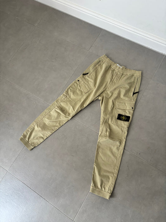 Stone Island Cuffed Cargo Pants (Beige)