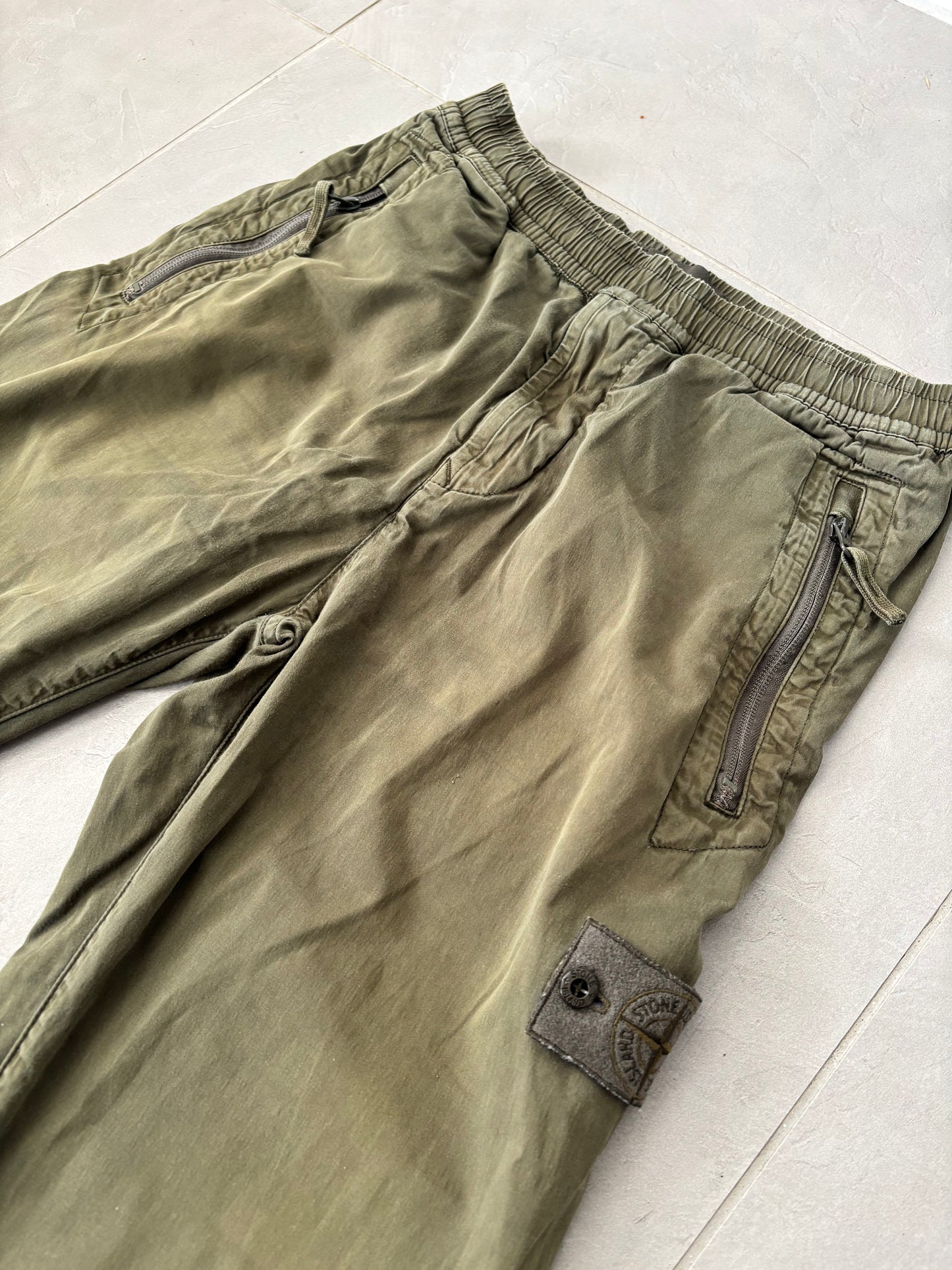 Stone Island Ghost Cargo Pants (Olive)