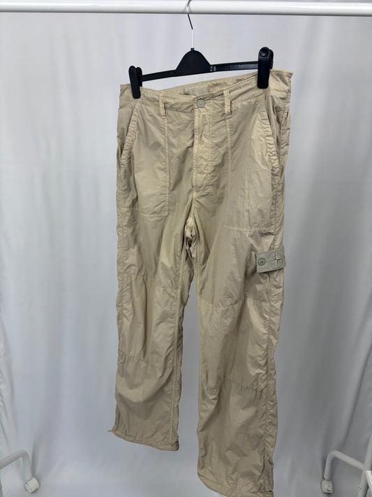 Stone Island Smergliato Ghost Trousers (Cream)