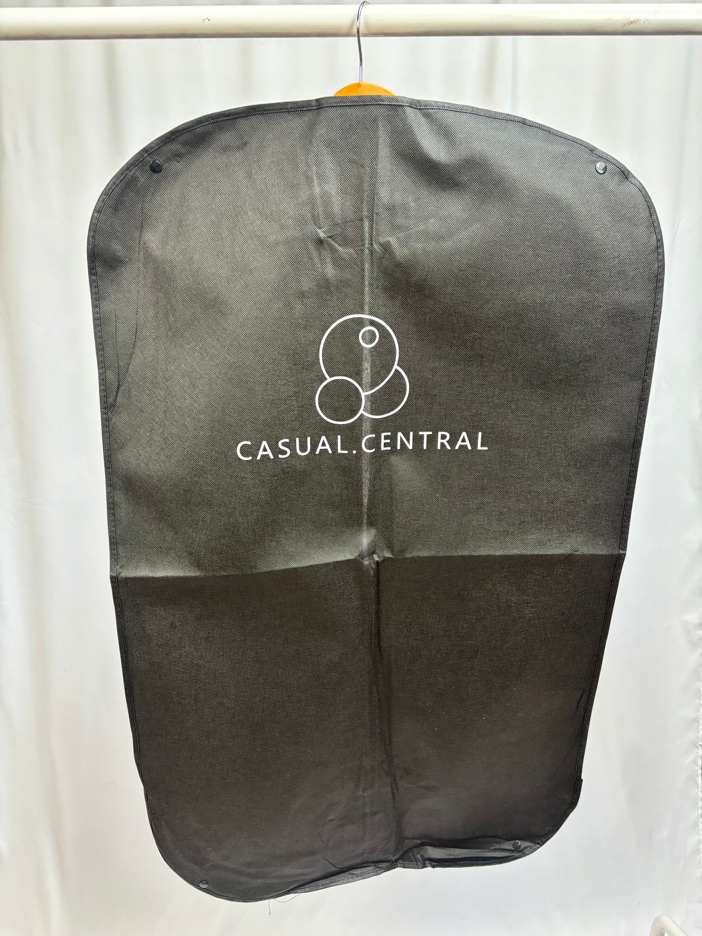 Casual.Central Suit Bag (Black)