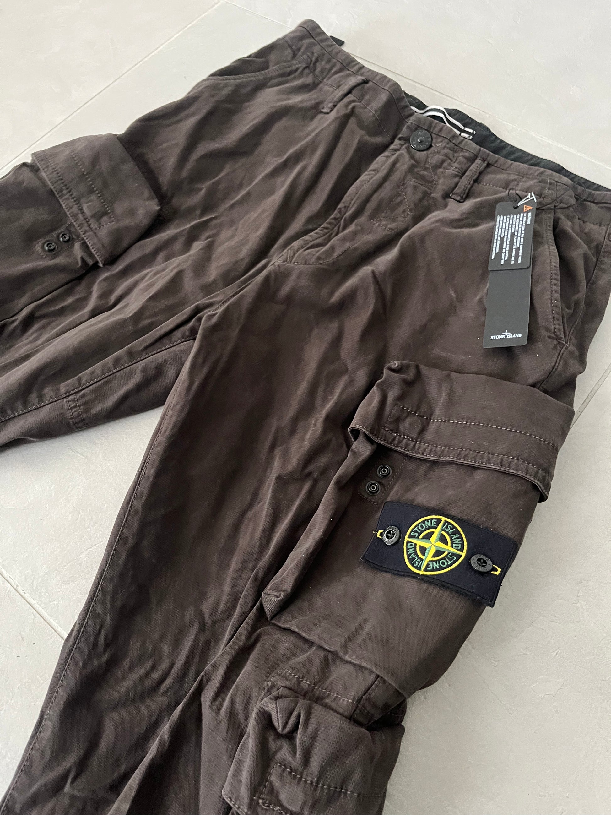 Old 2025 cargo pants