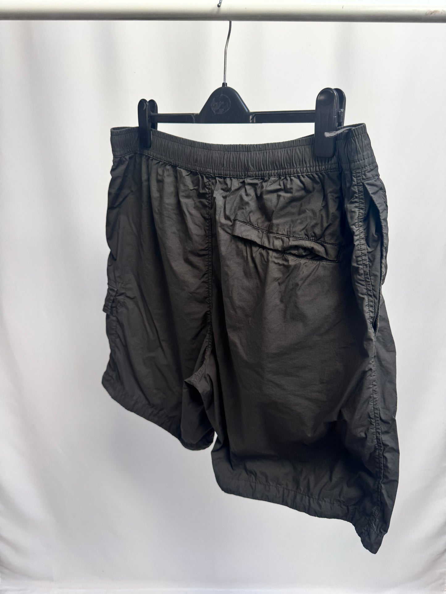 Stone Island Bermuda Comfort Shorts (Charcoal)