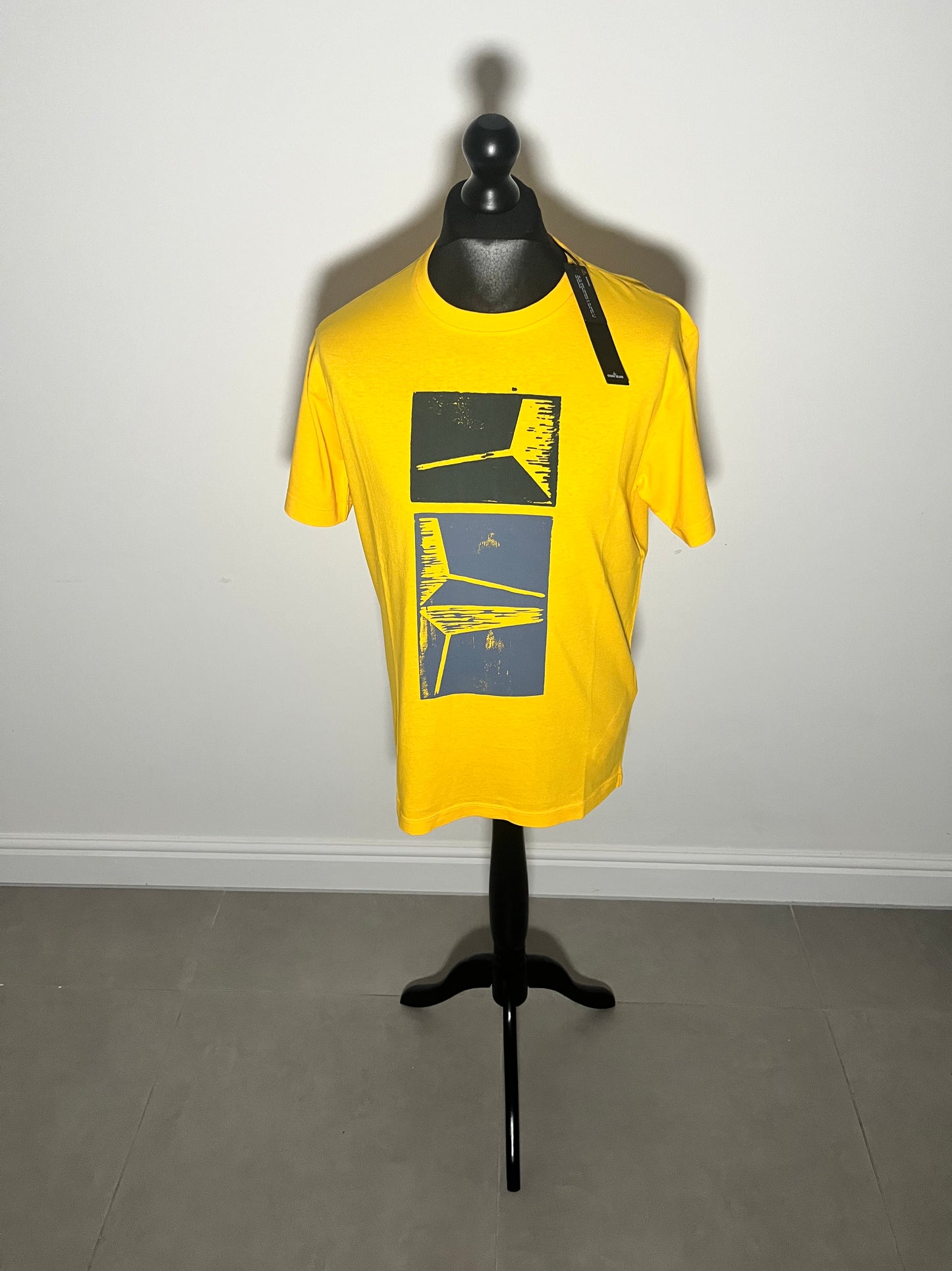 Stone island online t shirt yellow