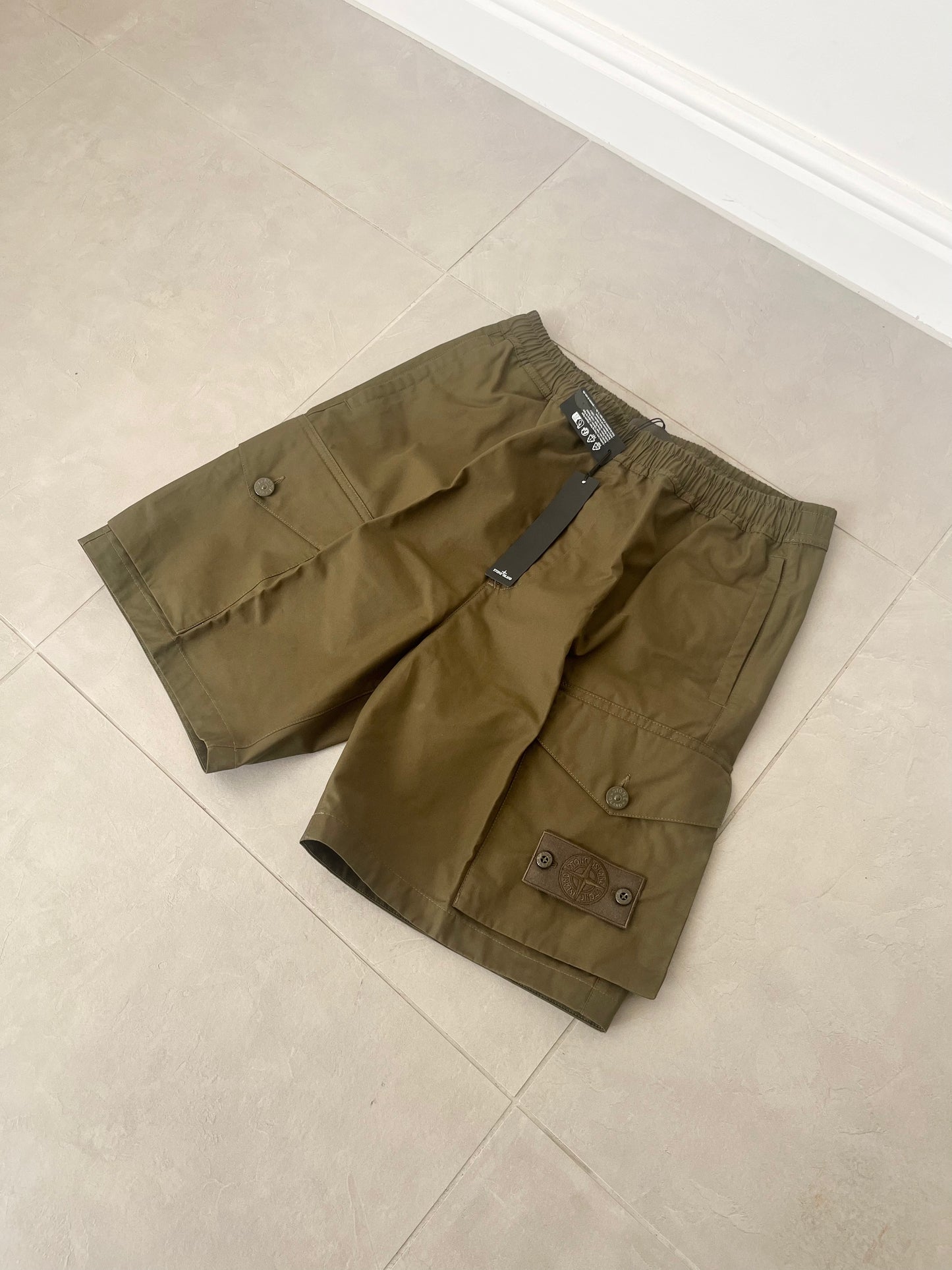 Stone Island Ghost O-Ventile Ghost Shorts (Khaki)