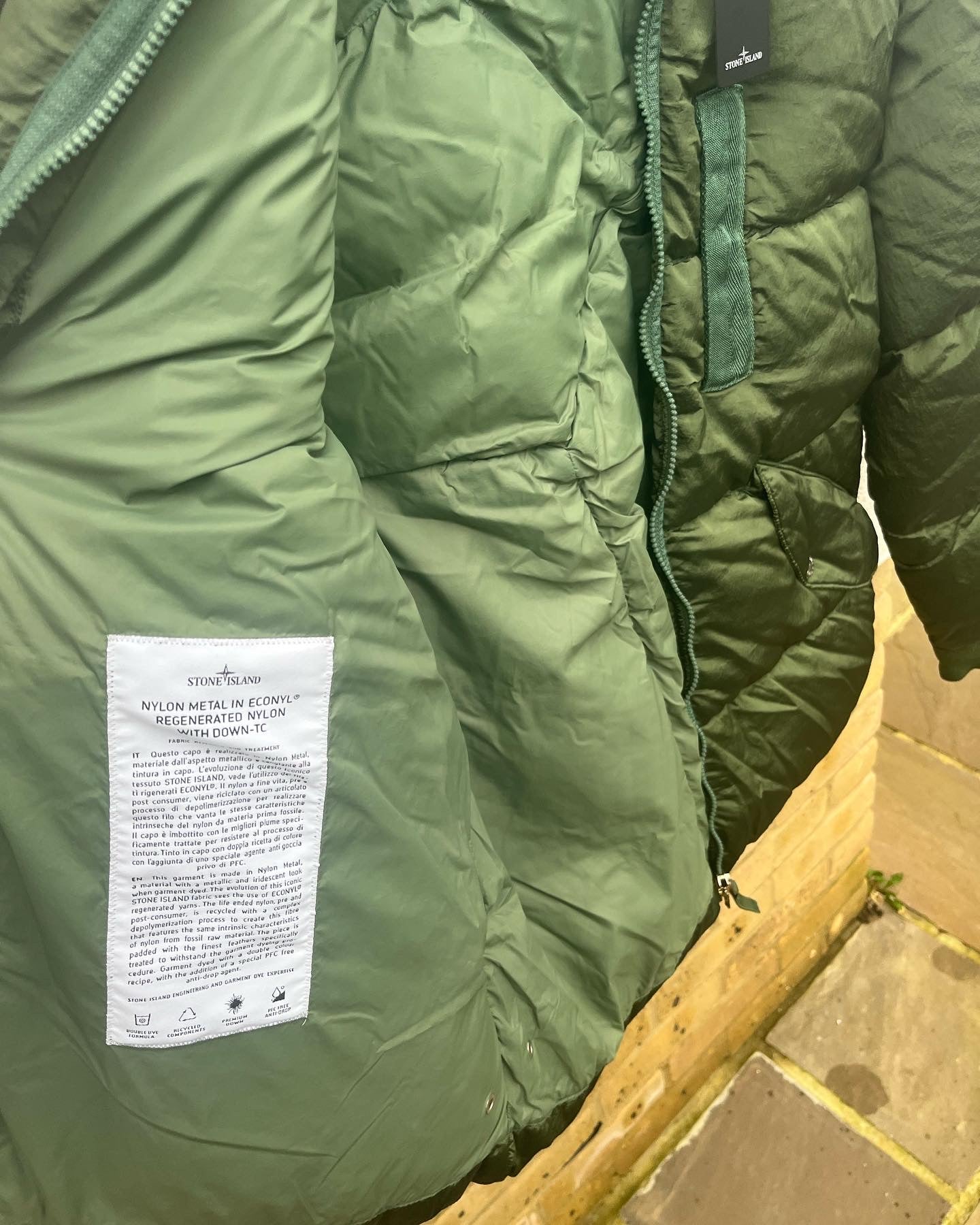 Stone Island Nylon Metal In Econyl Regenerated Nylon With Down-Tc (Olive)