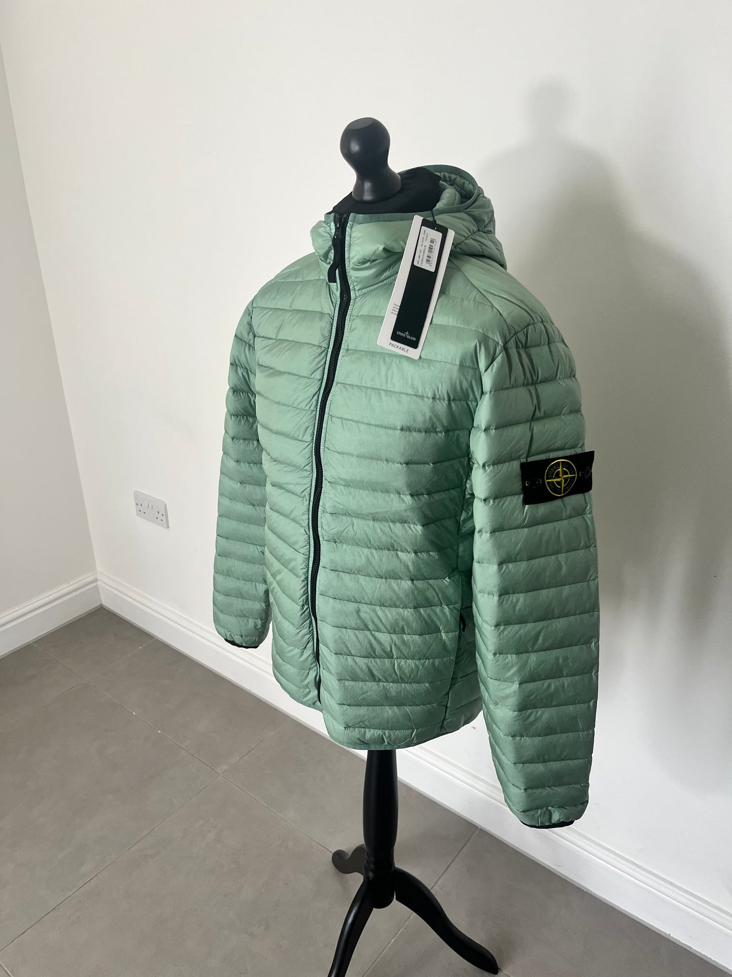 Stone Island Loom Woven Chambers R-Nylon Down-TC (Sage)