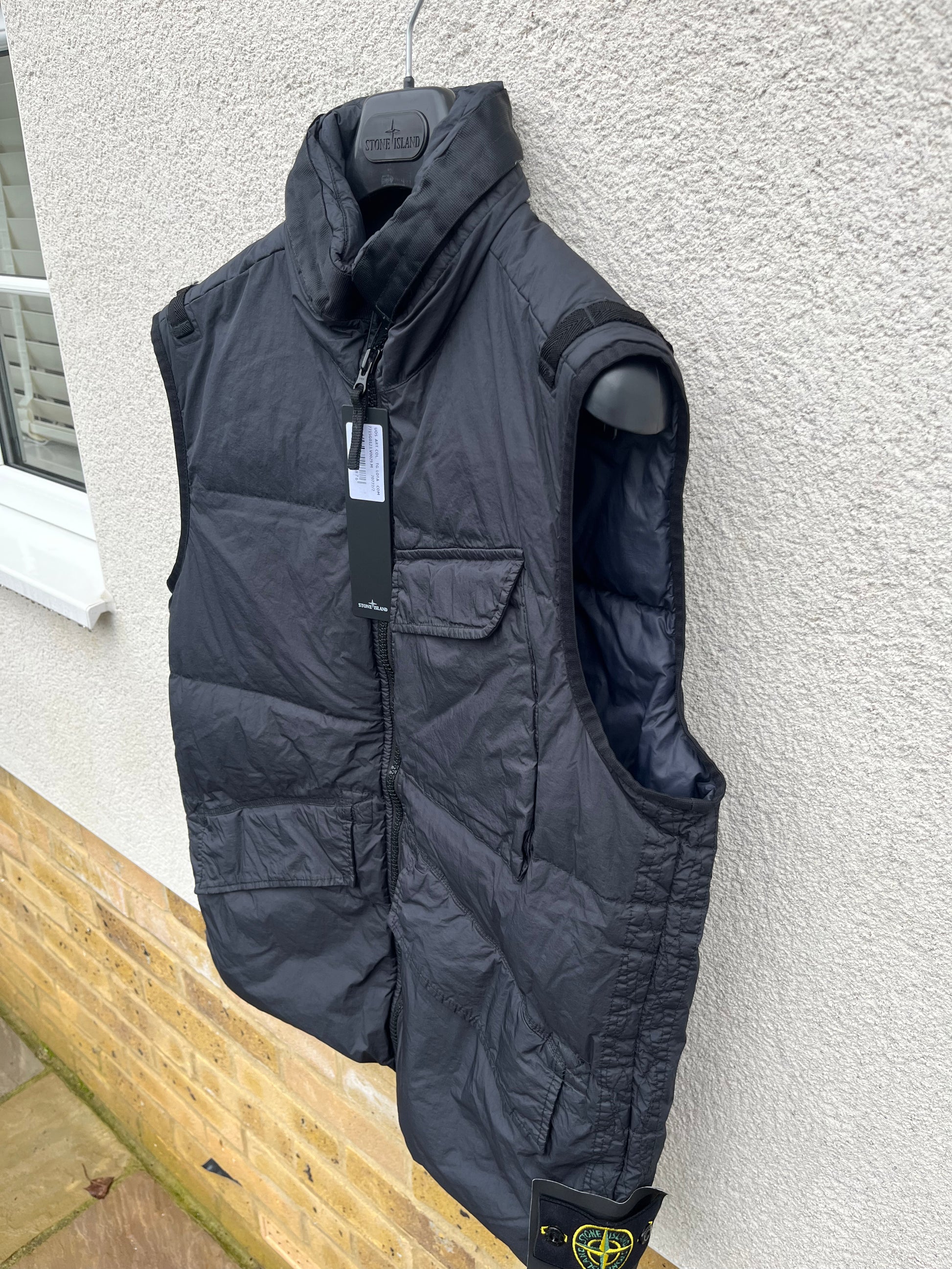 Stone island deals crinkle reps gilet