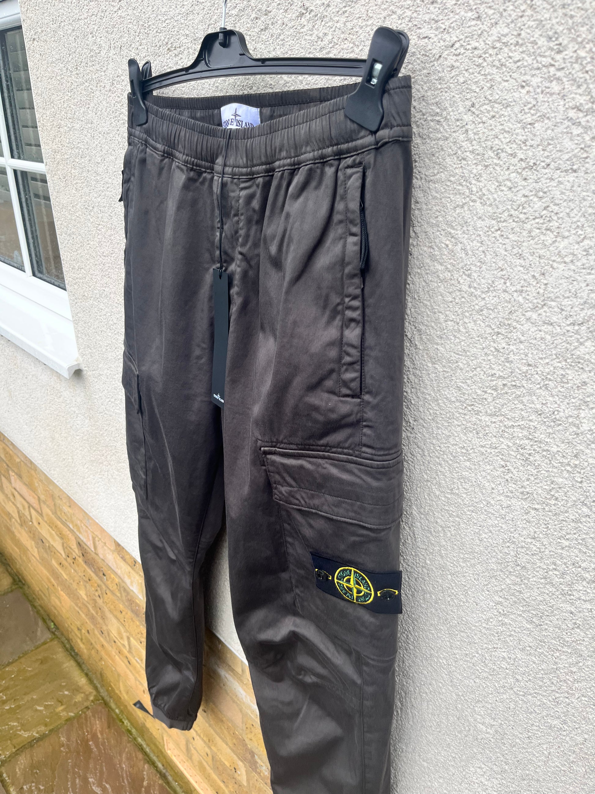 Stone island parachute cargo 2025 pants